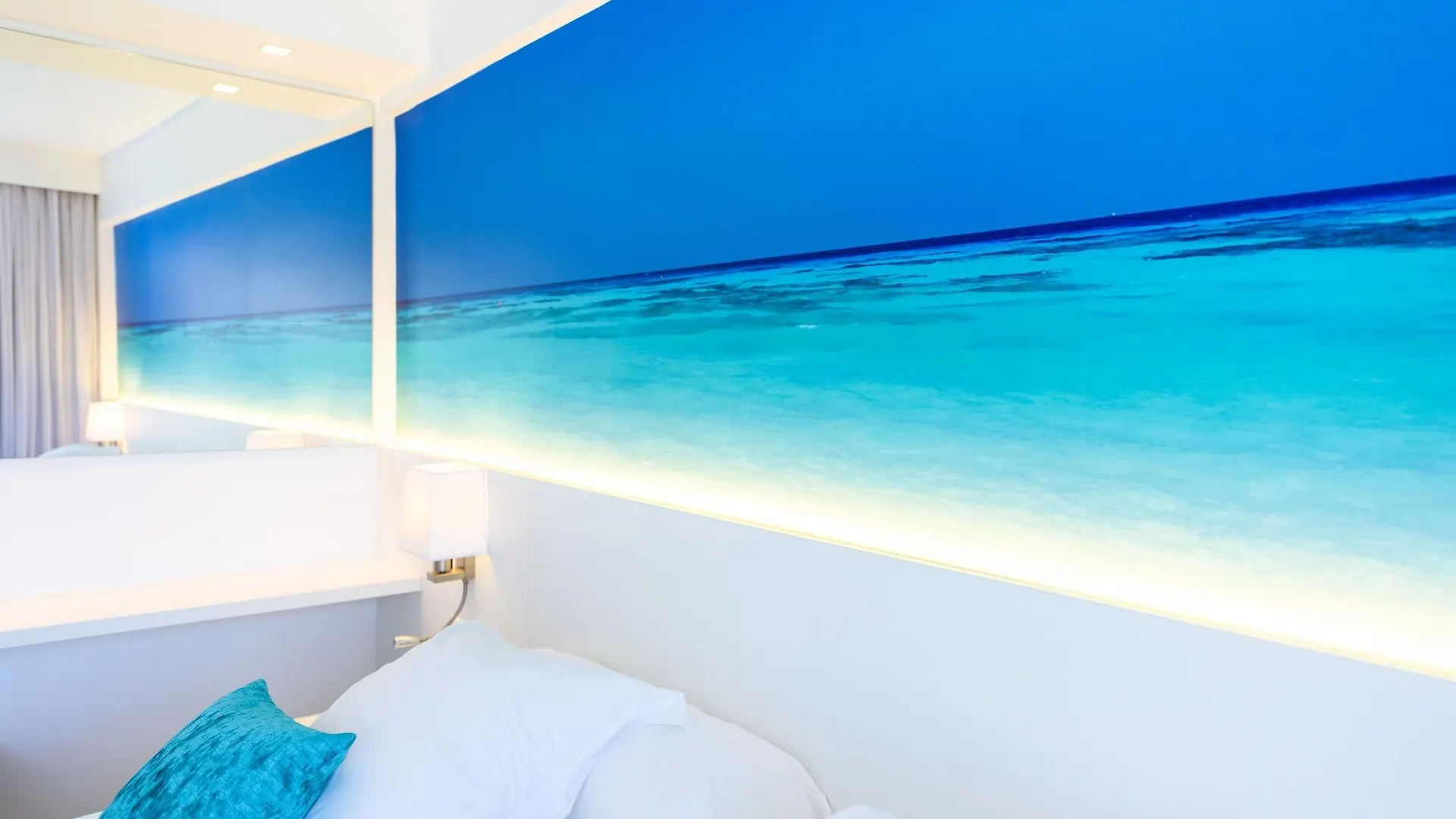 Hotel Plaza Santa Ponsa Boutique - Adults Only.