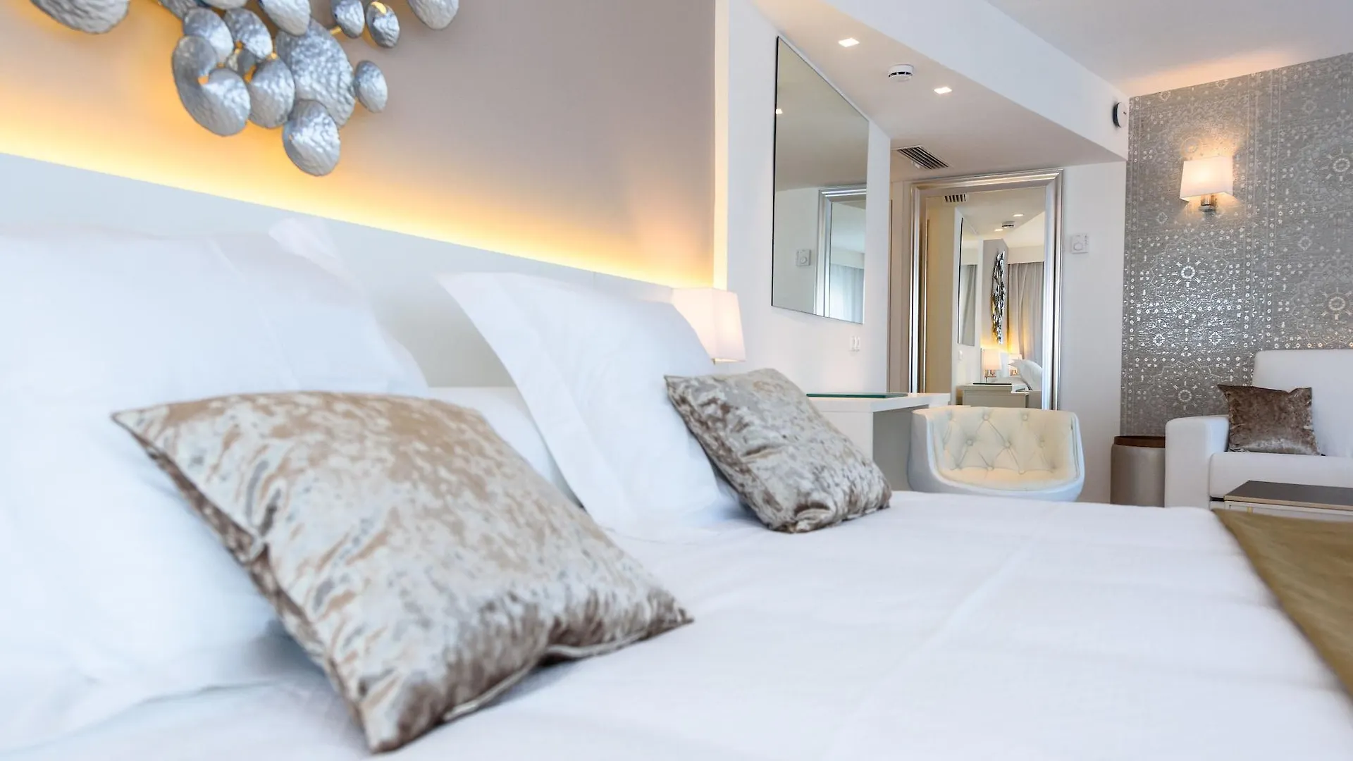 Hotel Plaza Santa Ponsa Boutique - Adults Only.