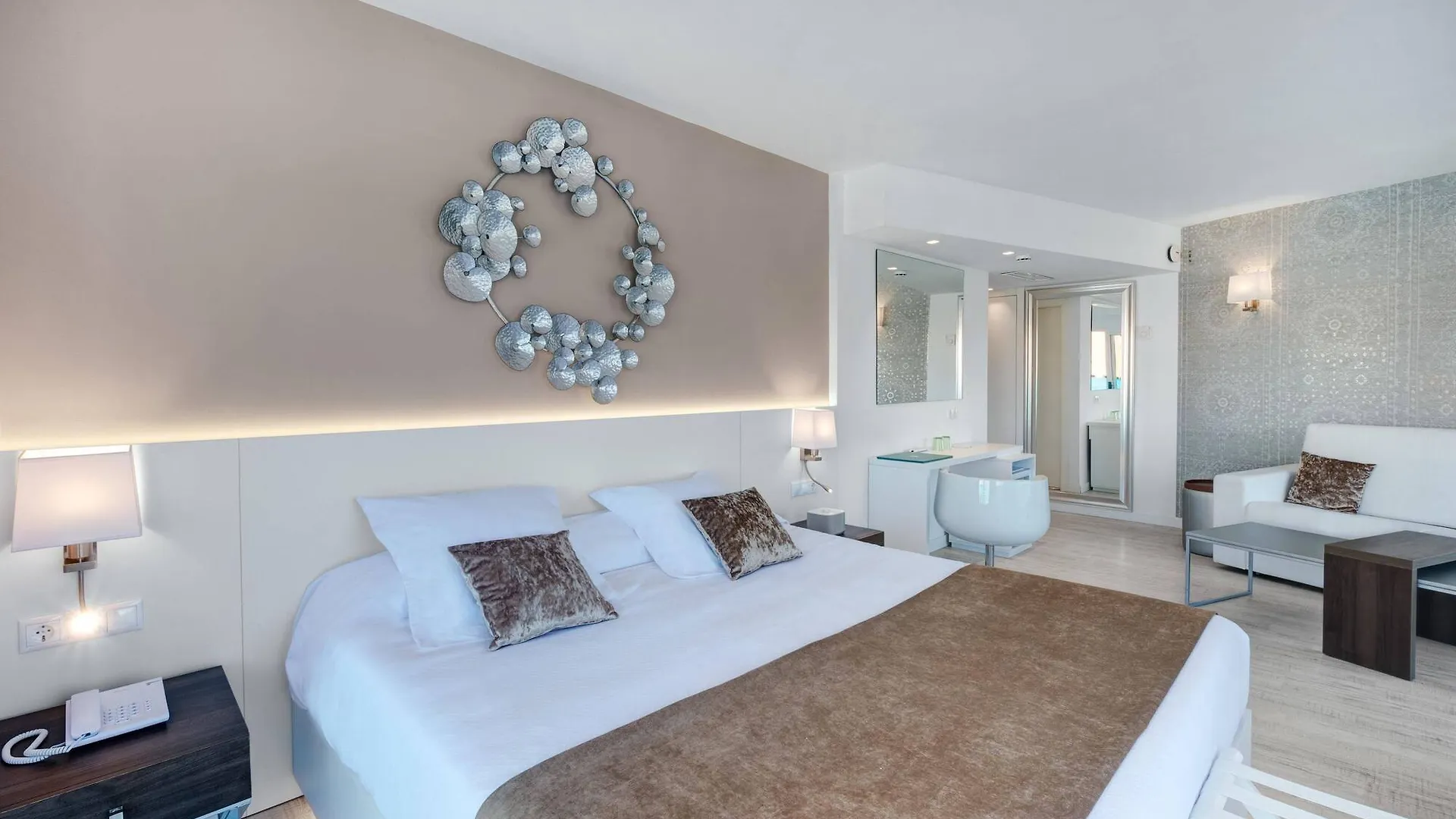 ****  Hotel Plaza Santa Ponsa Boutique - Adults Only. Espagne